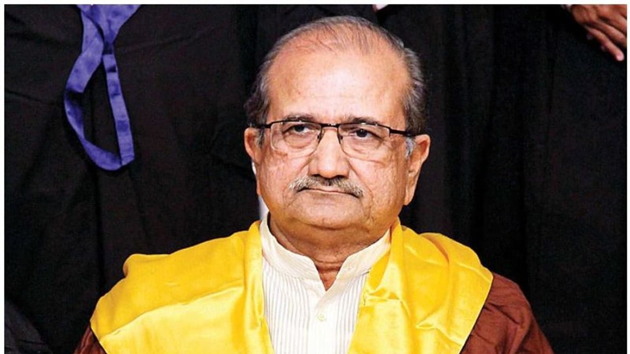 വോട്ടെണ്ണലില് കൃത്രിമമെന്ന് പരാതി; ഗുജറാത്ത് വിദ്യാഭ്യാസ മന്ത്രിയുടെ തെരഞ്ഞെടുപ്പ് വിജയം അസാധുവാക്കി വോട്ടെണ്ണലില് കൃത്രിമമെന്ന് പരാതി; ഗുജറാത്ത് വിദ്യാഭ്യാസ മന്ത്രിയുടെ തെരഞ്ഞെടുപ്പ് വിജയം അസാധുവാക്കി