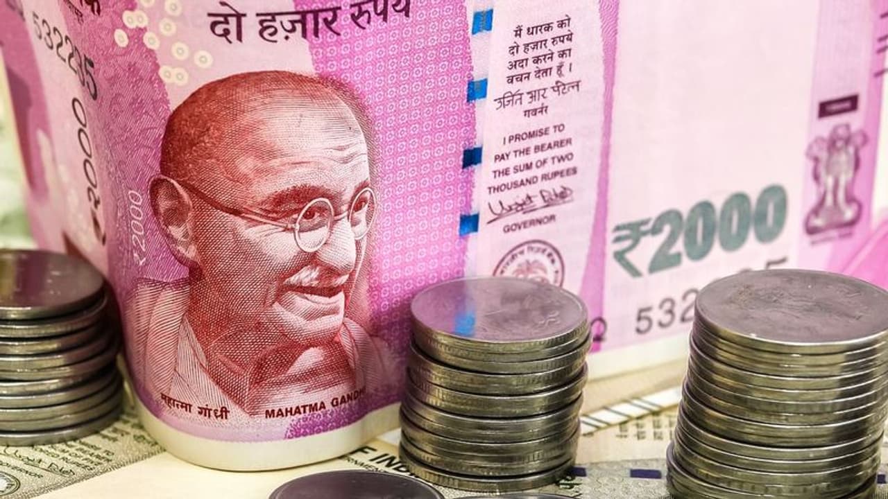 মোদীর এক ঘোষণায় বদলে গেল ভারতীয় স্টক মার্কেটের পীঠস্থান, আশায় বুক বাঁধছেন অগুণিত মানুষ মোদীর এক ঘোষণায় বদলে গেল ভারতীয় স্টক মার্কেটের পীঠস্থান, আশায় বুক বাঁধছেন অগুণিত মানুষ