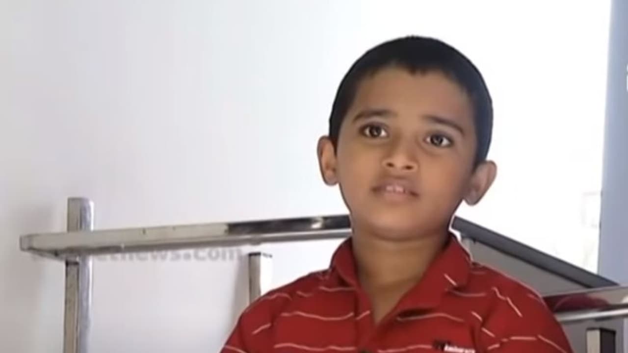 'ശല്യം ചെയ്ത അഞ്ച് പെണ്കുട്ടികളെ അറസ്റ്റ് ചെയ്യണം'; എട്ട് വയസുകാരന്റെ പരാതിയിൽ പകച്ച് പൊലീസ് 'ശല്യം ചെയ്ത അഞ്ച് പെണ്കുട്ടികളെ അറസ്റ്റ് ചെയ്യണം'; എട്ട് വയസുകാരന്റെ പരാതിയിൽ പകച്ച് പൊലീസ്