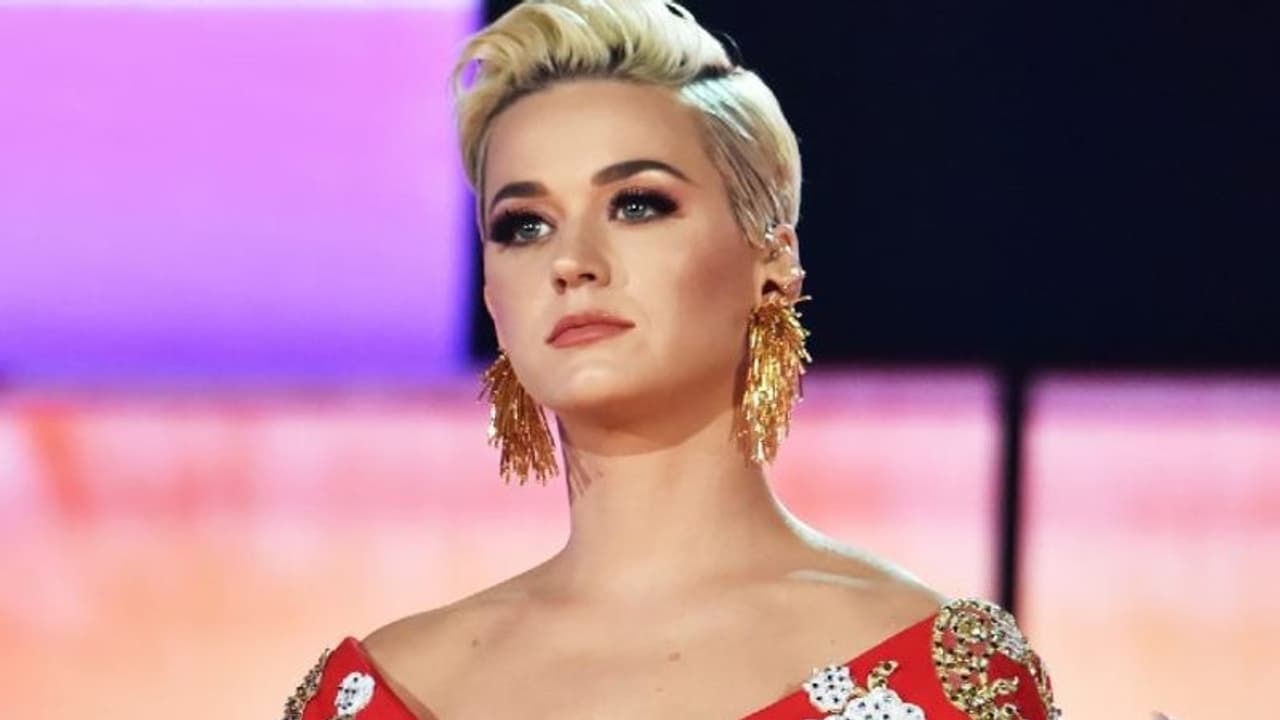 ഗര്ഭാവസ്ഥയ്ക്കിടെ കടുത്ത വിഷാദത്തിലെന്ന് ലക്ഷങ്ങളുടെ ആരാധനാപാത്രമായ സുന്ദരി! ഗര്ഭാവസ്ഥയ്ക്കിടെ കടുത്ത വിഷാദത്തിലെന്ന് ലക്ഷങ്ങളുടെ ആരാധനാപാത്രമായ സുന്ദരി!