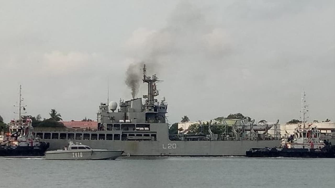 കൊവിഡ് 19: മാലിദ്വീപിനുള്ള പ്രത്യേക സാമ്പത്തിക സഹായം കേന്ദ്രസർക്കാരിന്റെ പരിഗണനയിൽ കൊവിഡ് 19: മാലിദ്വീപിനുള്ള പ്രത്യേക സാമ്പത്തിക സഹായം കേന്ദ്രസർക്കാരിന്റെ പരിഗണനയിൽ