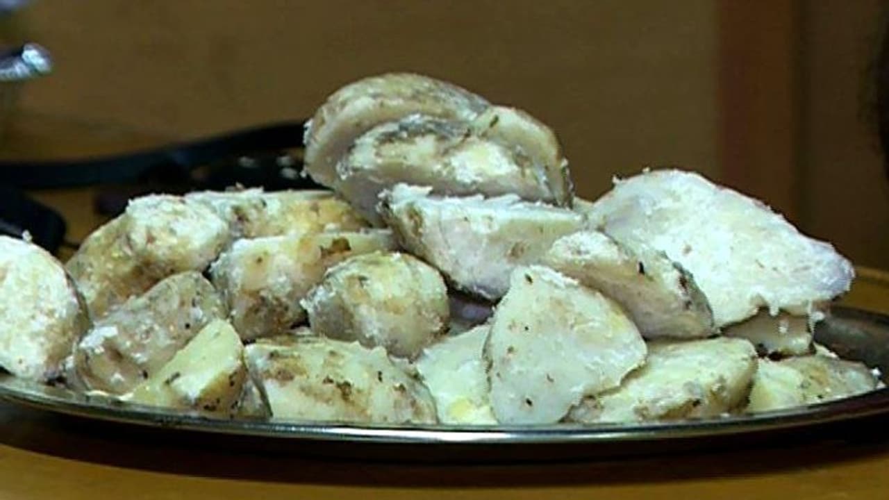 ലോക്ഡൗണിനിടെ നാടന് വിഭവങ്ങളുടെ കച്ചവടം പൊടിപൊടിച്ച് വാട്ട്സാപ്പ് കൂട്ടായ്മ... ലോക്ഡൗണിനിടെ നാടന് വിഭവങ്ങളുടെ കച്ചവടം പൊടിപൊടിച്ച് വാട്ട്സാപ്പ് കൂട്ടായ്മ...