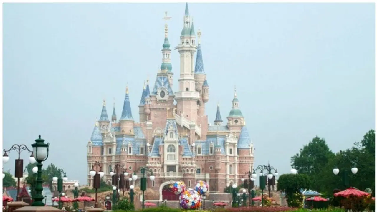 Coronavirus: Disneyland to reopen theme park in California on July 17 Coronavirus: Disneyland to reopen theme park in California on July 17