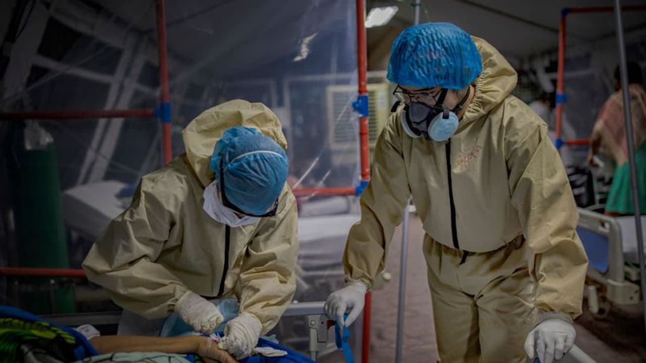 ಲಸಿಕೆ ಪಡೆದ 26 ಜನರಲ್ಲಿ ರಕ್ತ ಹೆಪ್ಪುಗಟ್ಟುವಿಕೆ: ಇವುಗಳಲ್ಲಿ 700 ಗಂಭೀರ ಪ್ರಕರಣ!