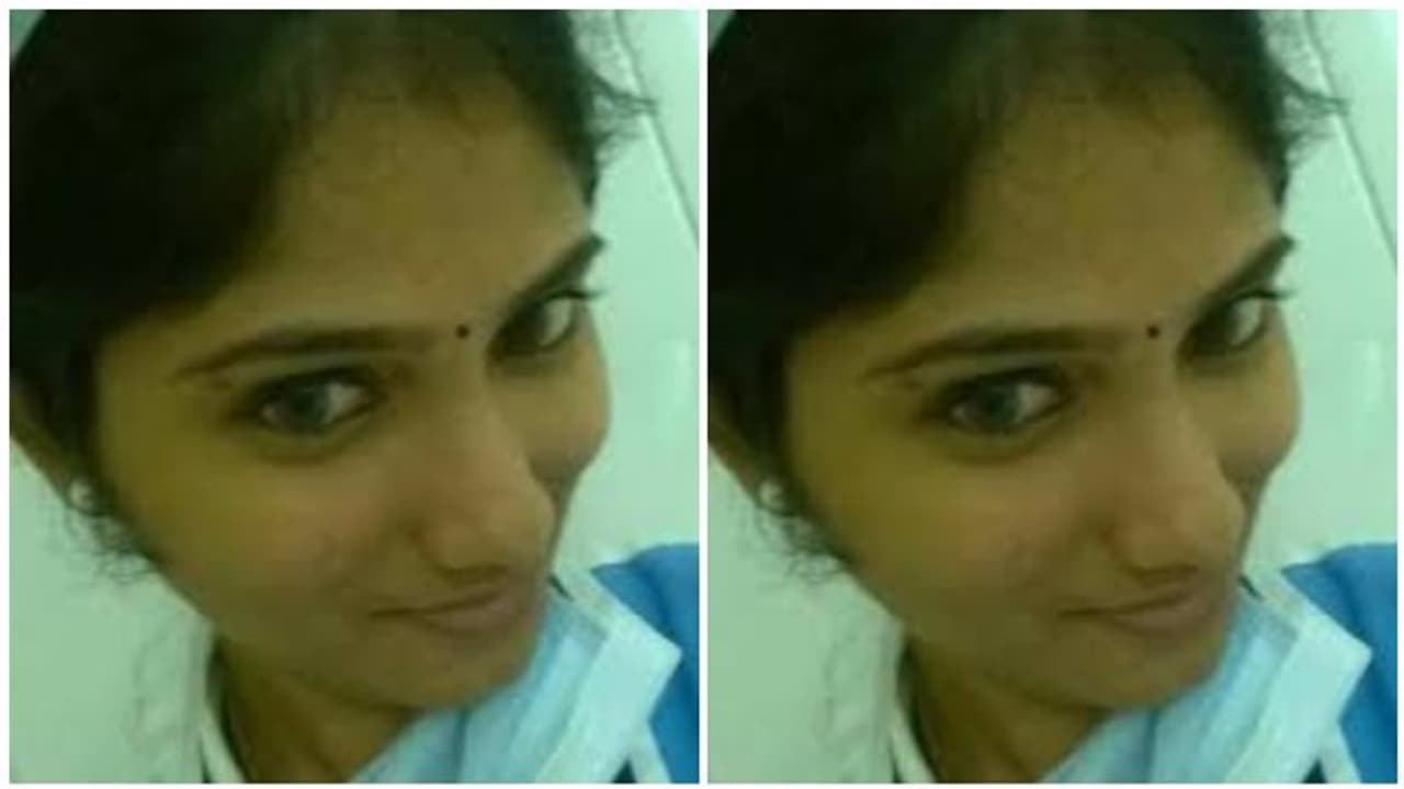 வாழ்த்து சொல்லி வாண்டடா வந்து சிக்கிய ஜூலி! சொல்லவா வேண்டும்... வறுத்தெடுக்கும் நெட்டிசன்கள்! வாழ்த்து சொல்லி வாண்டடா வந்து சிக்கிய ஜூலி! சொல்லவா வேண்டும்... வறுத்தெடுக்கும் நெட்டிசன்கள்!