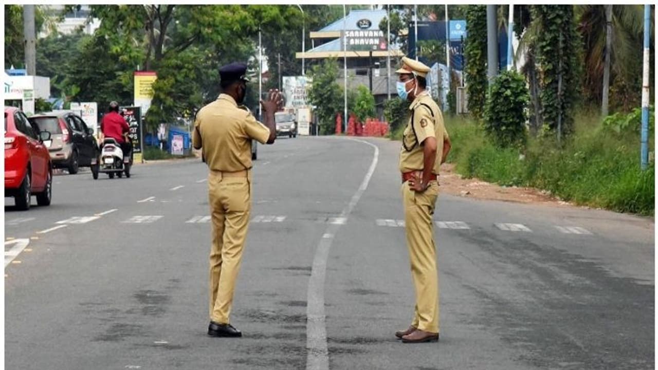 പൊലീസുകാർക്ക് കൊവിഡ്; മാനന്തവാടി പൊലീസ് സ്റ്റേഷനിൽ പൊതുജനങ്ങൾക്ക് പ്രവേശനമില്ല, 24 പൊലീസുകാർ ക്വാറന്റൈനിൽ