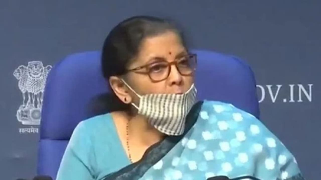 20 ലക്ഷം കോടിയുടെ പാക്കേജ്: കൂടുതല് പ്രഖ്യാപനങ്ങള് പ്രതീക്ഷിച്ച് രാജ്യം 20 ലക്ഷം കോടിയുടെ പാക്കേജ്: കൂടുതല് പ്രഖ്യാപനങ്ങള് പ്രതീക്ഷിച്ച് രാജ്യം