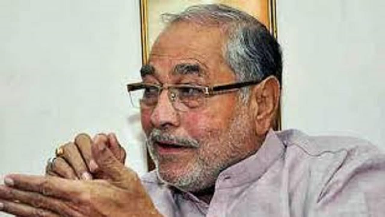 ప్రధాని మోదీ సోదరుడు ప్రహ్లాద్ మోదీకి అస్వస్థత.. చెన్నైలోని ఆస్పత్రిలో చికిత్స.. పూర్తి వివరాలు ఇవే.. ప్రధాని మోదీ సోదరుడు ప్రహ్లాద్ మోదీకి అస్వస్థత.. చెన్నైలోని ఆస్పత్రిలో చికిత్స.. పూర్తి వివరాలు ఇవే..