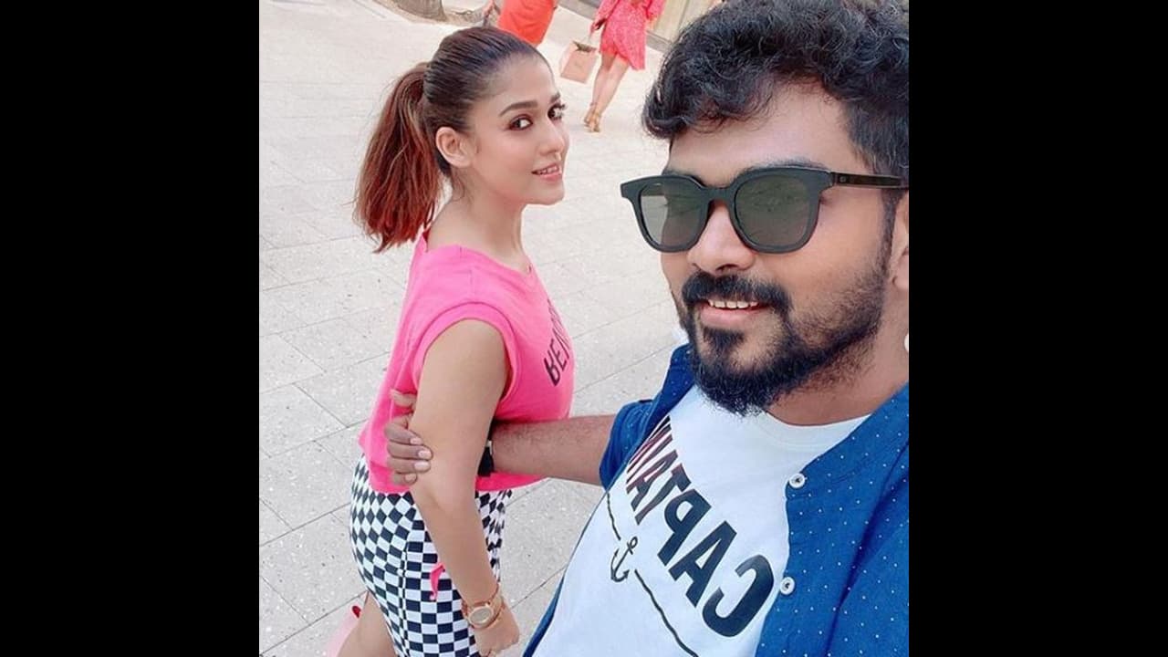 காதலர் தினத்தில் நயன் காதலர் விக்னேஷ் சிவன் கொடுக்கும் சர்பிரைஸ்..! எகிறும் எதிர்பார்ப்பு..! காதலர் தினத்தில் நயன் காதலர் விக்னேஷ் சிவன் கொடுக்கும் சர்பிரைஸ்..! எகிறும் எதிர்பார்ப்பு..!