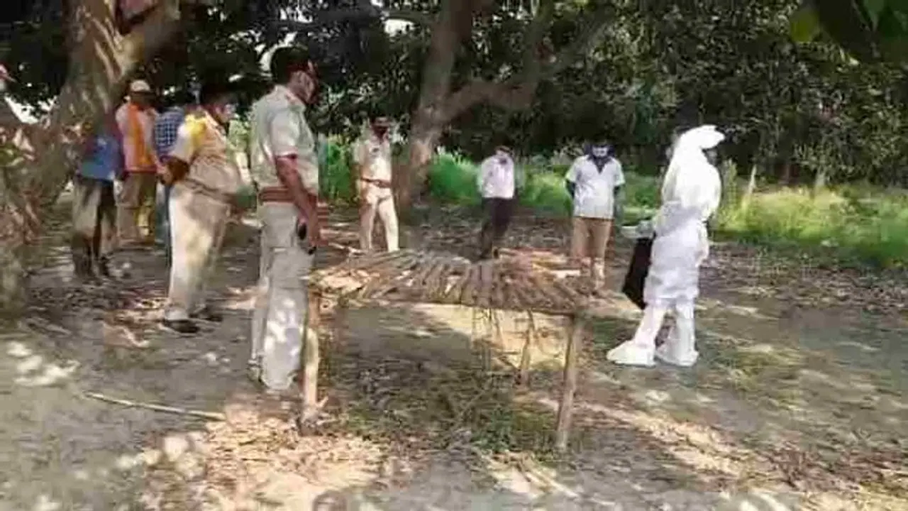 तड़प तड़पकर मर गया शख्स, कोरोना के खौफ में किसी ने नहीं की मदद, अब लाश का होगा टेस्ट तड़प तड़पकर मर गया शख्स, कोरोना के खौफ में किसी ने नहीं की मदद, अब लाश का होगा टेस्ट