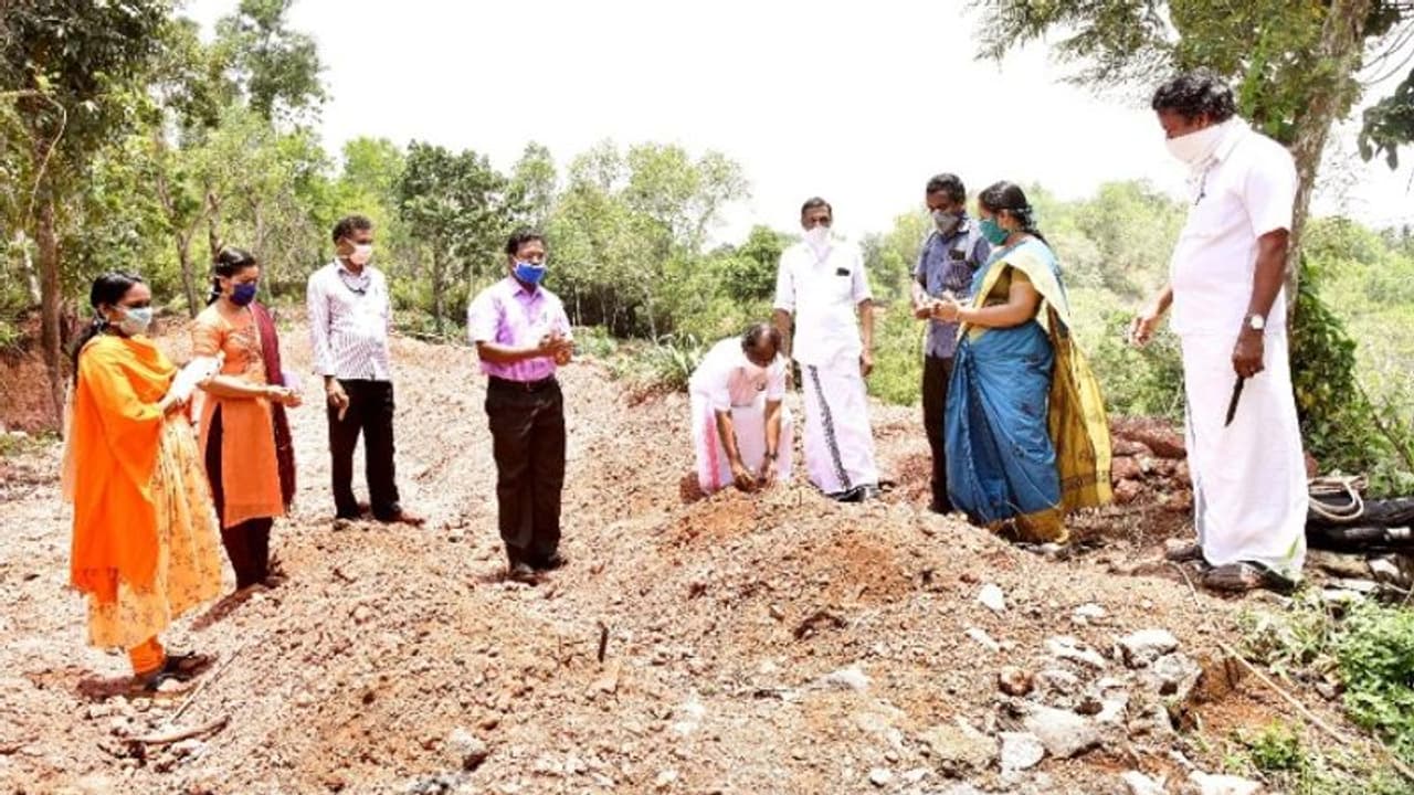 സുഭിക്ഷകേരളം പദ്ധതി: സംയോജിത കൃഷി പദ്ധതികൾക്ക് തുടക്കം സുഭിക്ഷകേരളം പദ്ധതി: സംയോജിത കൃഷി പദ്ധതികൾക്ക് തുടക്കം