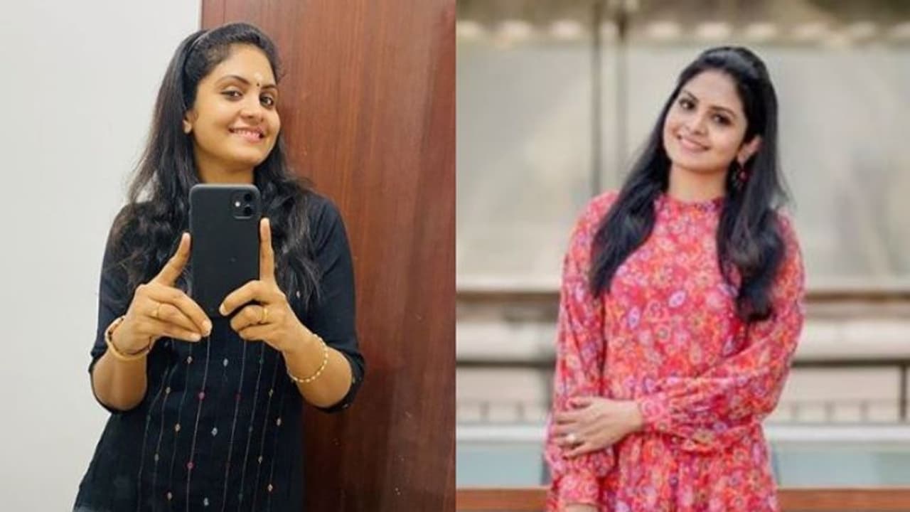 ഇതാണ് പൊറോട്ടക്കൊതിയുടെ ചിരി : ഗായത്രി അരുണിന്റെ സെല്ഫി ഹിറ്റ് ഇതാണ് പൊറോട്ടക്കൊതിയുടെ ചിരി : ഗായത്രി അരുണിന്റെ സെല്ഫി ഹിറ്റ്