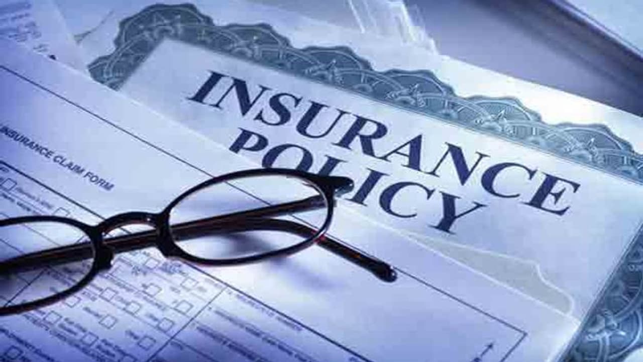 pm Suraksha Bima Yojana :வங்கிக்கணக்கில் குறைவான பேலன்ஸ் வெச்சிருக்கிங்களா? ரூ.4 லட்சத்தை இழப்பீர்கள் pm Suraksha Bima Yojana :வங்கிக்கணக்கில் குறைவான பேலன்ஸ் வெச்சிருக்கிங்களா? ரூ.4 லட்சத்தை இழப்பீர்கள்