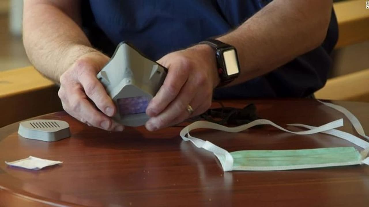 ಕೊರೋನಾ ಹಾಗೂ ಮಾಲಿನ್ಯ ತಡೆಯುವ ಸ್ವದೇಶಿ ಮಾಸ್ಕ್ ನಿರ್ಮಿಸಿದ ವಿದ್ಯಾರ್ಥಿಗಳು! ಕೊರೋನಾ ಹಾಗೂ ಮಾಲಿನ್ಯ ತಡೆಯುವ ಸ್ವದೇಶಿ ಮಾಸ್ಕ್ ನಿರ್ಮಿಸಿದ ವಿದ್ಯಾರ್ಥಿಗಳು!