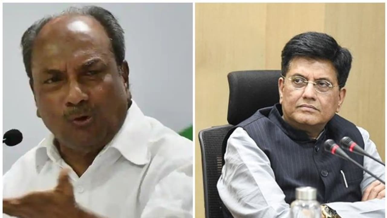 ദില്ലിയിലെ മലയാളി വിദ്യാര്ത്ഥികളുടെ മടക്കം: പ്രത്യേക ട്രെയിന് വേണമെന്ന് എ കെ ആന്റണി ദില്ലിയിലെ മലയാളി വിദ്യാര്ത്ഥികളുടെ മടക്കം: പ്രത്യേക ട്രെയിന് വേണമെന്ന് എ കെ ആന്റണി