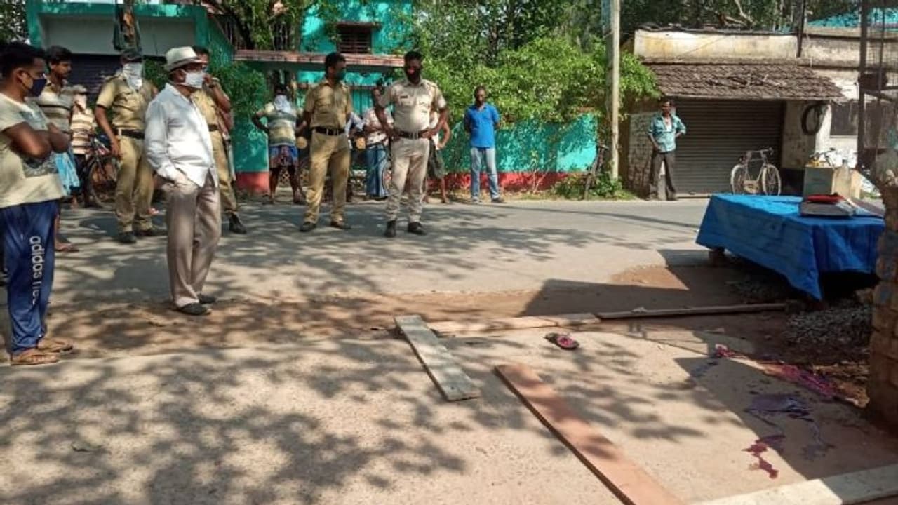 লকডাউনের মাঝে দোকান খুলতেই খুন পোলট্রি ব্যবসায়ী, চাঞ্চল্য বসিরহাটে