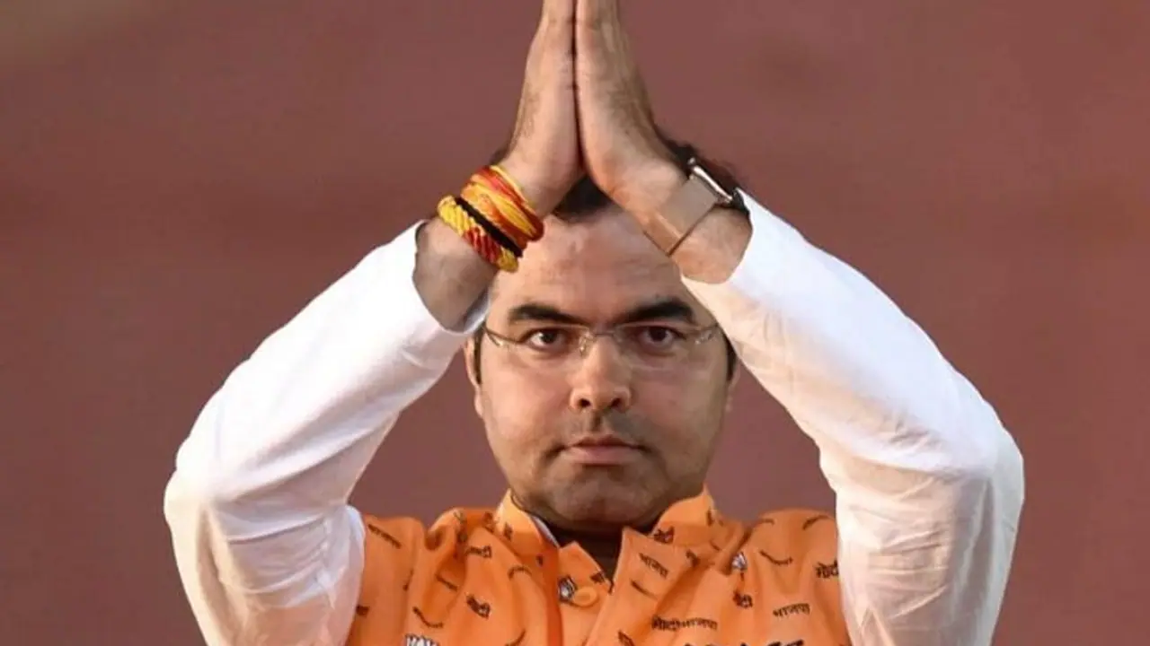 ఎవరి పాత్ర ఏంటో త్వరలోనే తేలుతుంది : కవిత పరువు నష్టం దావాపై బీజేపీ ఎంపీ పర్వేష్ ఎవరి పాత్ర ఏంటో త్వరలోనే తేలుతుంది : కవిత పరువు నష్టం దావాపై బీజేపీ ఎంపీ పర్వేష్