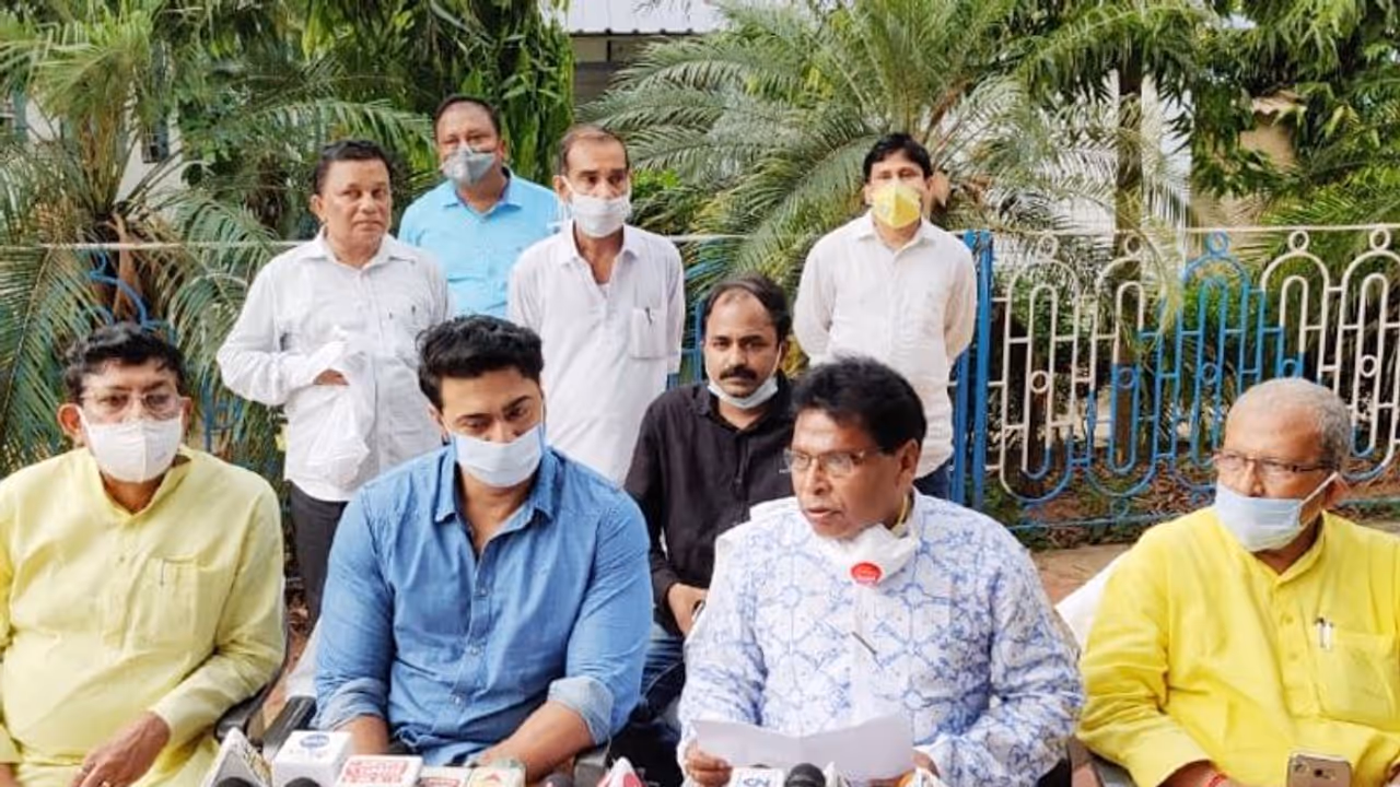 ভুল ক্ষমা করে আপনারা পাশে থাকুন, নার্সদের হাতজোড় করে অনুরোধ দেব এর