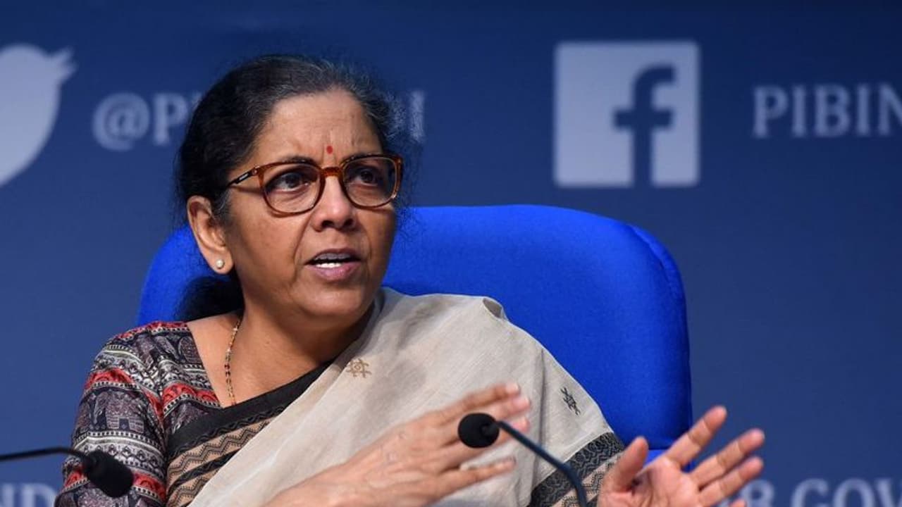 കേന്ദ്ര നയം മാറുന്നു! കമ്പനികളുടെ ലിസ്റ്റിംഗ് സംബന്ധിച്ച നിയമം മാറ്റിയെഴുതാൻ മോദി സർക്കാർ കേന്ദ്ര നയം മാറുന്നു! കമ്പനികളുടെ ലിസ്റ്റിംഗ് സംബന്ധിച്ച നിയമം മാറ്റിയെഴുതാൻ മോദി സർക്കാർ