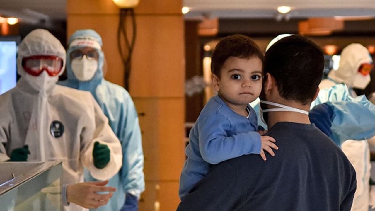 உஷார்...கொரோனா ஏற்பட்டால் குழந்தைகளுக்கு ஏற்படும் பிரத்யேக அறிகுறி! உஷார்...கொரோனா ஏற்பட்டால் குழந்தைகளுக்கு ஏற்படும் பிரத்யேக அறிகுறி!