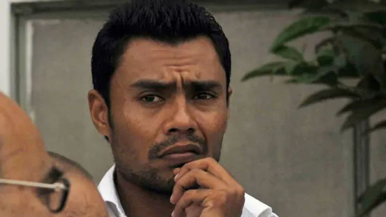 பாகிஸ்தான் கிரிக்கெட் போர்டை மிரட்டி மீண்டும் அணியில் சேர முயற்சிக்கிறார் ஆமீர்..! கனேரியா கடும் குற்றச்சாட்டு