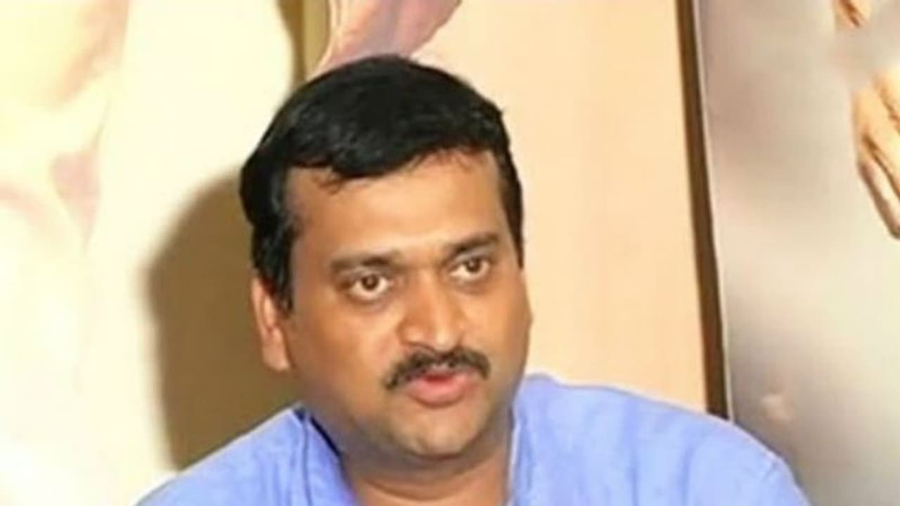 రాజమౌళికి ధైర్యం చెప్పి,సూచన చేసిన బండ్ల గణేష్ రాజమౌళికి ధైర్యం చెప్పి,సూచన చేసిన బండ్ల గణేష్