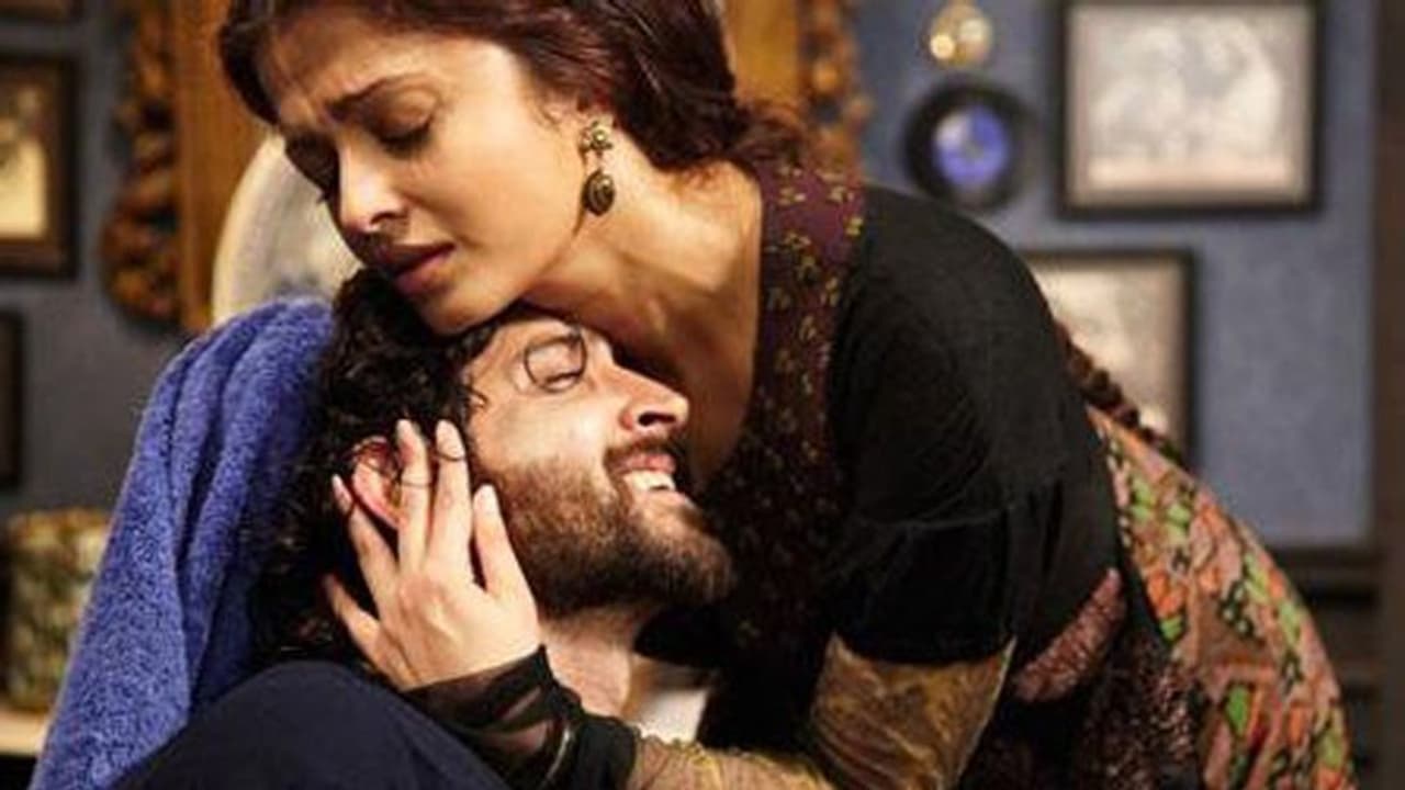 Guzaarish completes 10 years: Hrithik Roshan gets emotional; pens down heartfelt note Guzaarish completes 10 years: Hrithik Roshan gets emotional; pens down heartfelt note