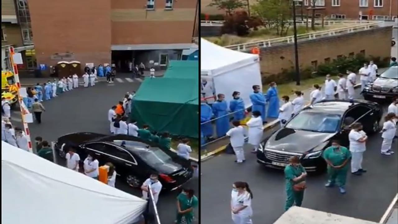 ಸೈಲೆಂಟ್ ಪ್ರೊಟೆಸ್ಟ್; ಪ್ರಧಾನಿ ಬಂದಾಗ ಬೆನ್ನು ತಿರುಗಿಸಿ ನಿಂತ ವೈದ್ಯರು