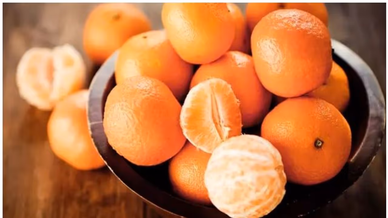 ഓറഞ്ച് അത്ര നിസാരക്കാരനല്ല; ഗുണങ്ങൾ ചെറുതൊന്നുമല്ല ഓറഞ്ച് അത്ര നിസാരക്കാരനല്ല; ഗുണങ്ങൾ ചെറുതൊന്നുമല്ല