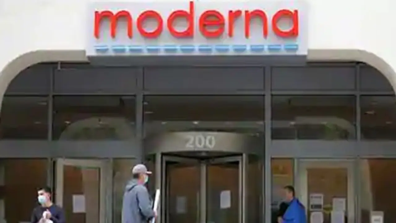 মহামারীর বিশ্বে এবার সুখবর শোনাল মডার্না, জুলাইতে হতে চলেছে ভ্যাকসিনের চূড়ান্ত পরীক্ষা মহামারীর বিশ্বে এবার সুখবর শোনাল মডার্না, জুলাইতে হতে চলেছে ভ্যাকসিনের চূড়ান্ত পরীক্ষা