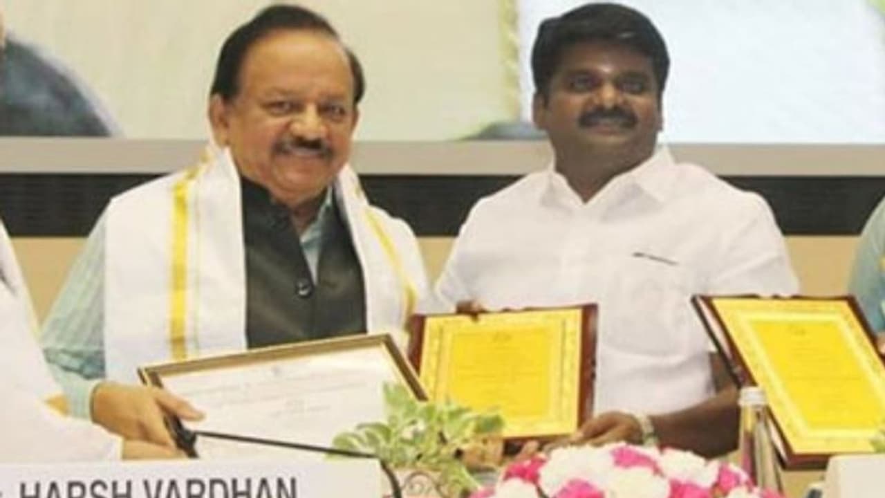 உலக சுகாதார அமைப்பின் நிர்வாக குழு தலைவராகிறார் நம்ம சுகாதாரத்துறை அமைச்சர் உலக சுகாதார அமைப்பின் நிர்வாக குழு தலைவராகிறார் நம்ம சுகாதாரத்துறை அமைச்சர்