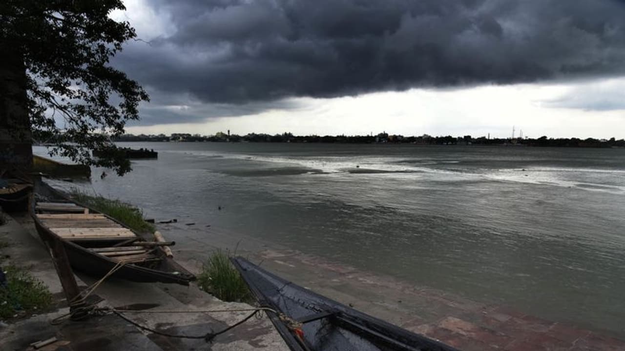 പരിസ്ഥിതി അനുമതിക്കുള്ള വ്യവസ്ഥകള് പലതും ലഘൂകരിച്ചു; കരട് വിജ്ഞാപനത്തിനെതിരെ എതിര്പ്പ് പരിസ്ഥിതി അനുമതിക്കുള്ള വ്യവസ്ഥകള് പലതും ലഘൂകരിച്ചു; കരട് വിജ്ഞാപനത്തിനെതിരെ എതിര്പ്പ്