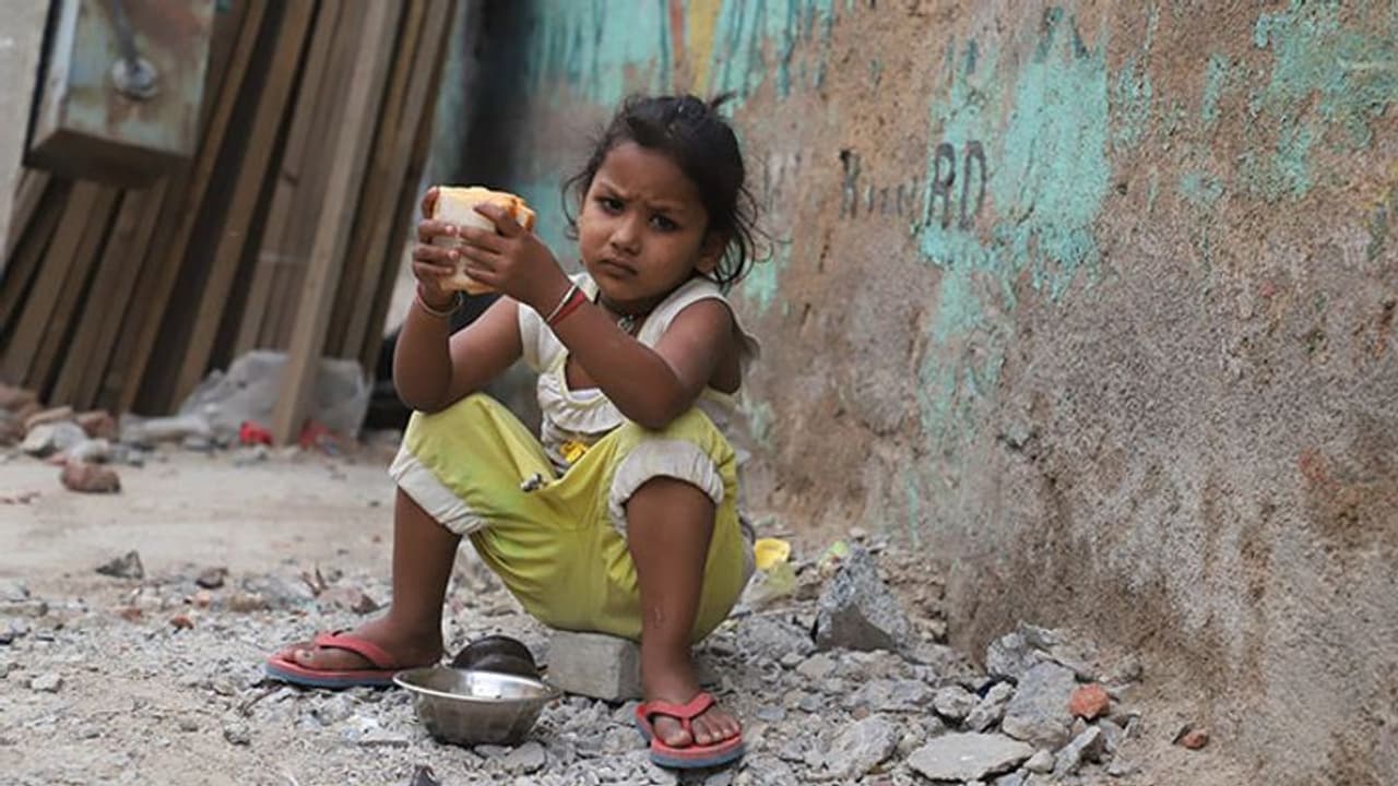 করোনা শুধু এপ্রিলেই ১২ কোটি মানুষকে বেকার করছে, বলছে সমীক্ষা করোনা শুধু এপ্রিলেই ১২ কোটি মানুষকে বেকার করছে, বলছে সমীক্ষা