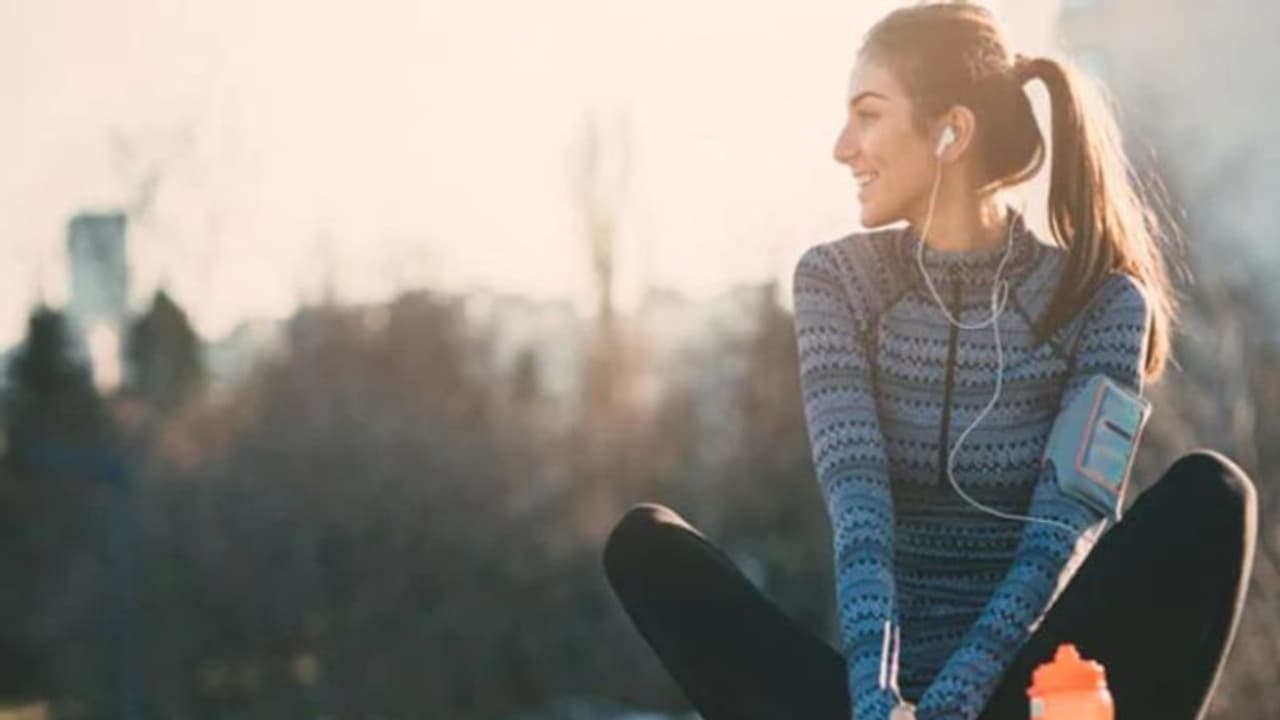 ഫിറ്റ്നസിനൊപ്പം സൗന്ദര്യവും; വര്ക്കൗട്ട് ചെയ്യുന്നവര്ക്ക് പരീക്ഷിക്കാന്... ഫിറ്റ്നസിനൊപ്പം സൗന്ദര്യവും; വര്ക്കൗട്ട് ചെയ്യുന്നവര്ക്ക് പരീക്ഷിക്കാന്...