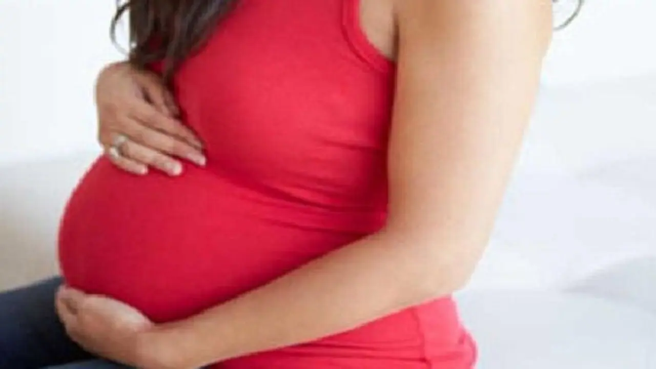 17 ವರ್ಷದ ಗರ್ಭಿಣಿ ಮಗಳನ್ನು 50 ಸಾವಿರಕ್ಕೆ ಮಾರಾಟ ಮಾಡಿದ ಪೋಷಕರು