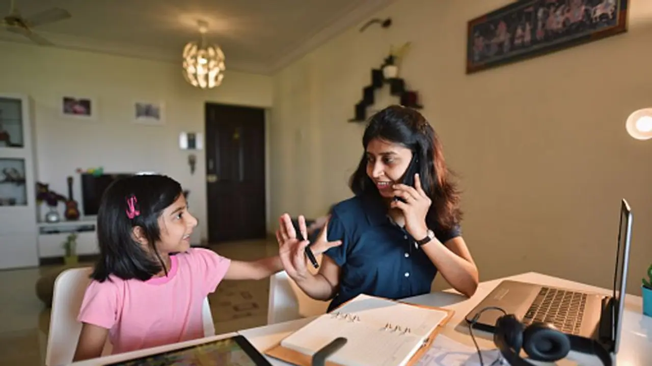 Parenting: ক্রমে বাড়ছে বাচ্চার লাজুক স্বভাব, সোশ্যাল অ্যাংজাইটি ডিসঅর্ডারে ভুগছে না তো