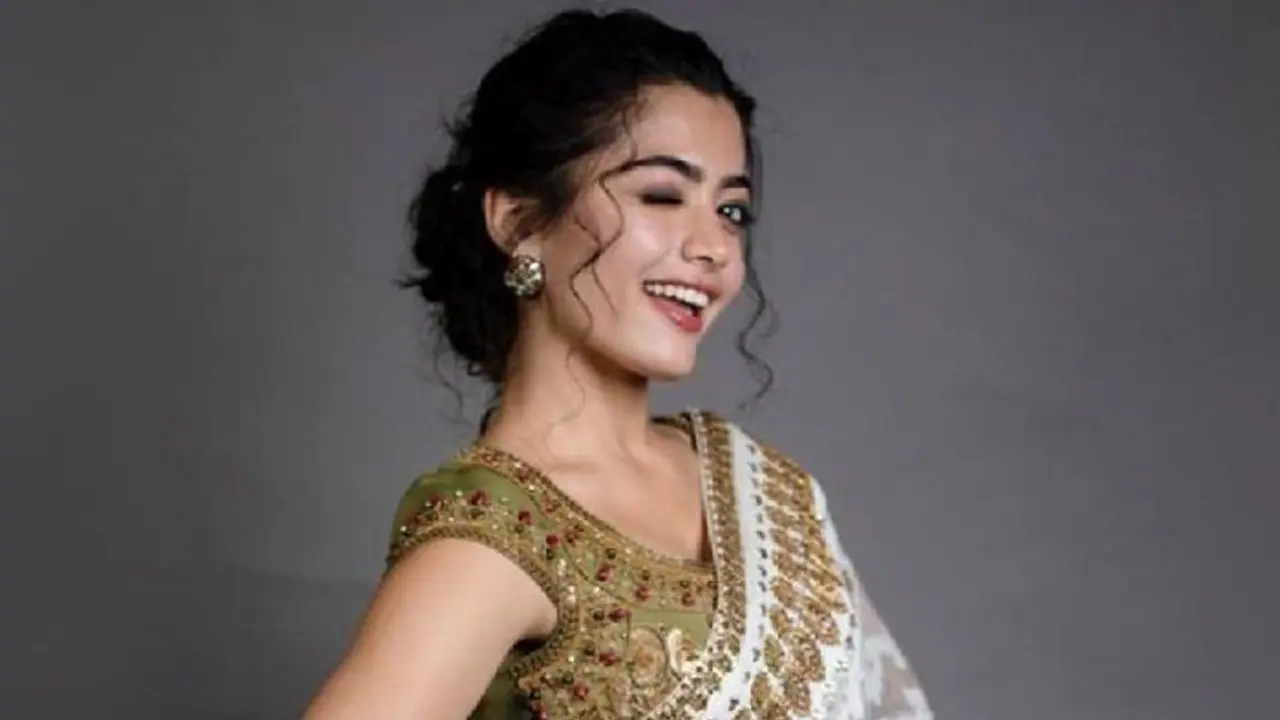 பள்ளி காலம் தான் அப்படி என்றால்... 18 வயசுக்கு மேல் இப்படி! முதல் முறையாக தன்னை பற்றி கூறி உருகிய ராஷ்மிகா!