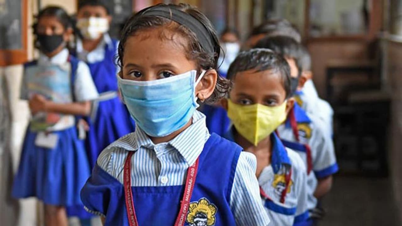 ಶಾಲೆ ಆರಂಭಿಸಲು ಮಕ್ಕಳ ಆಯೋಗ ಶಿಫಾರಸು!