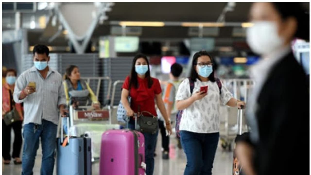 യാത്രാനുമതി ലഭിച്ചിട്ടും ടിക്കറ്റില്ല; ഗര്‍ഭിണികളുള്‍പ്പെടെ 50തിലധികം മലയാളികള്‍ വിദേശത്ത് കുടുങ്ങി