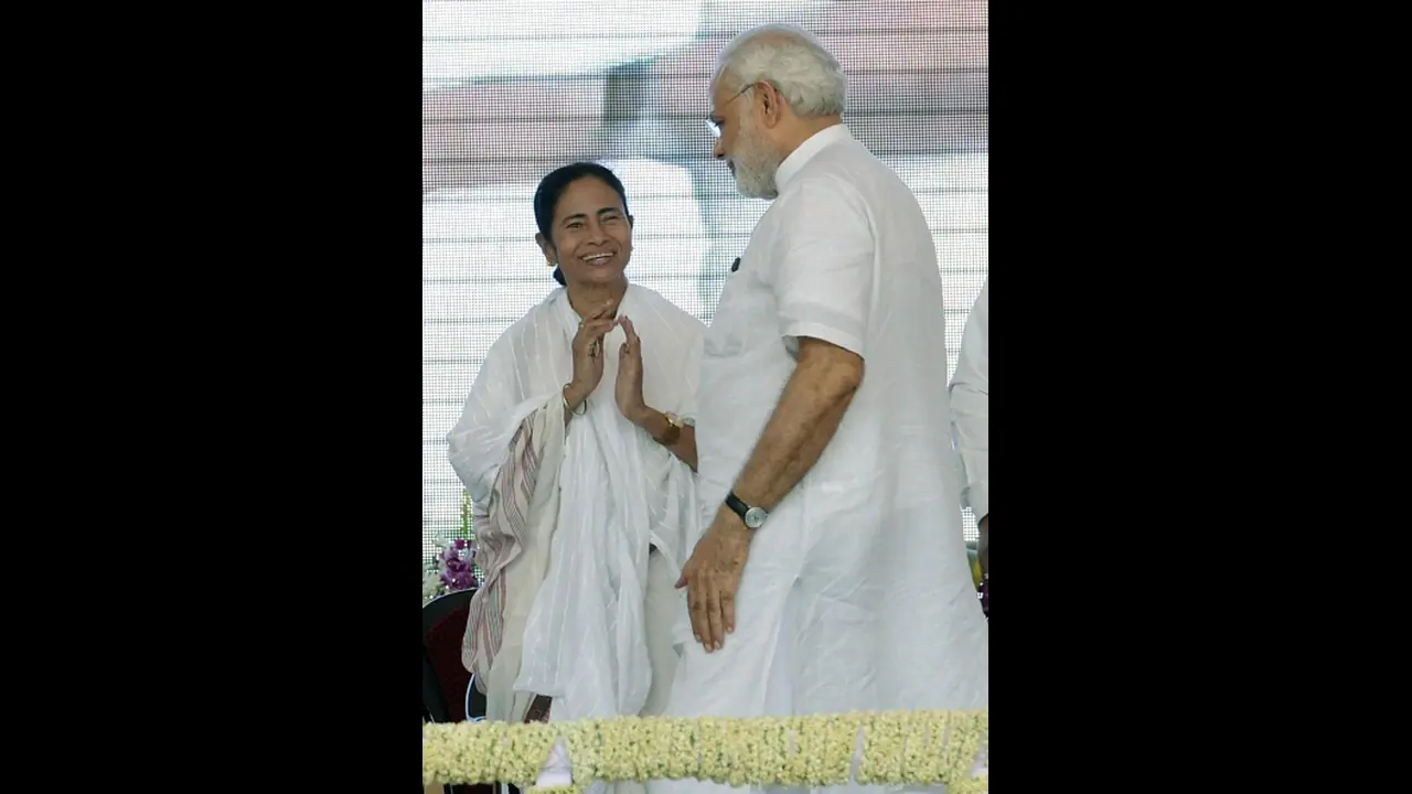 सुबह एयरपोर्ट पर पीएम मोदी का किया स्वागत अब रही हैं कोस 'दीदी',  जानें क्यों