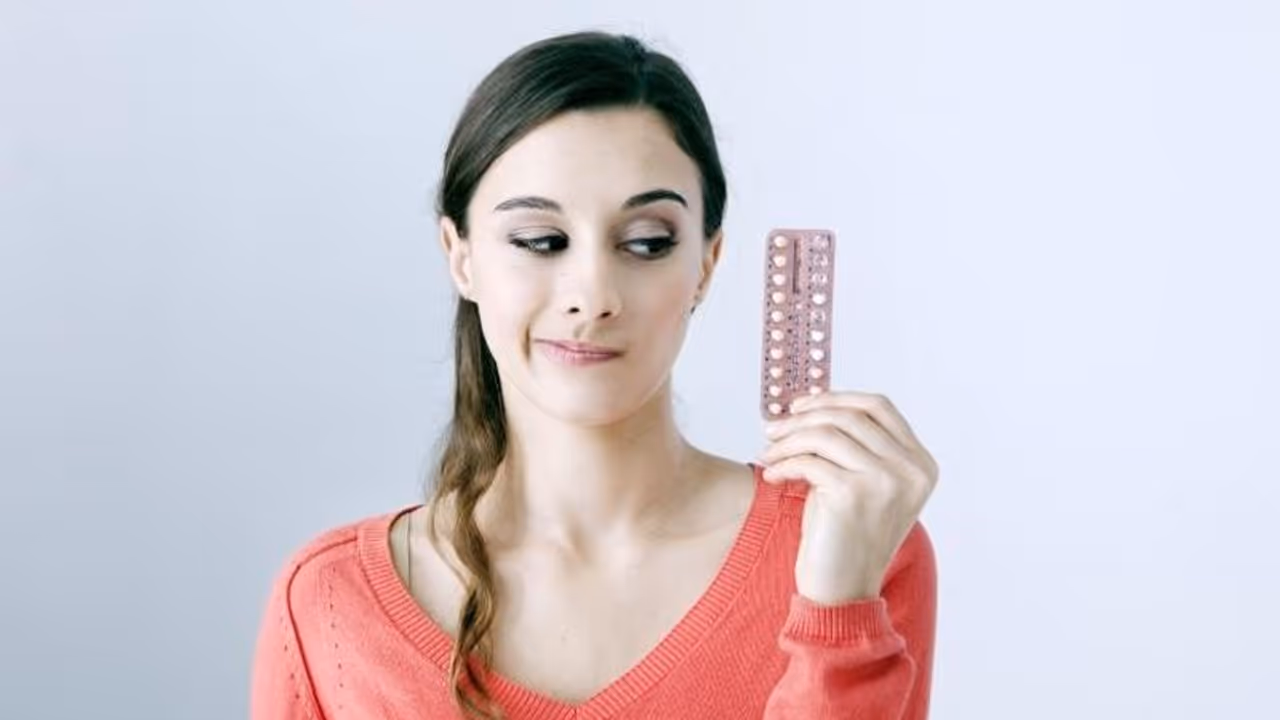 ഗര്‍ഭനിരോധന ഗുളിക പതിവായി കഴിക്കുന്നവരാണോ? എങ്കിൽ ശ്രദ്ധിക്കൂ 