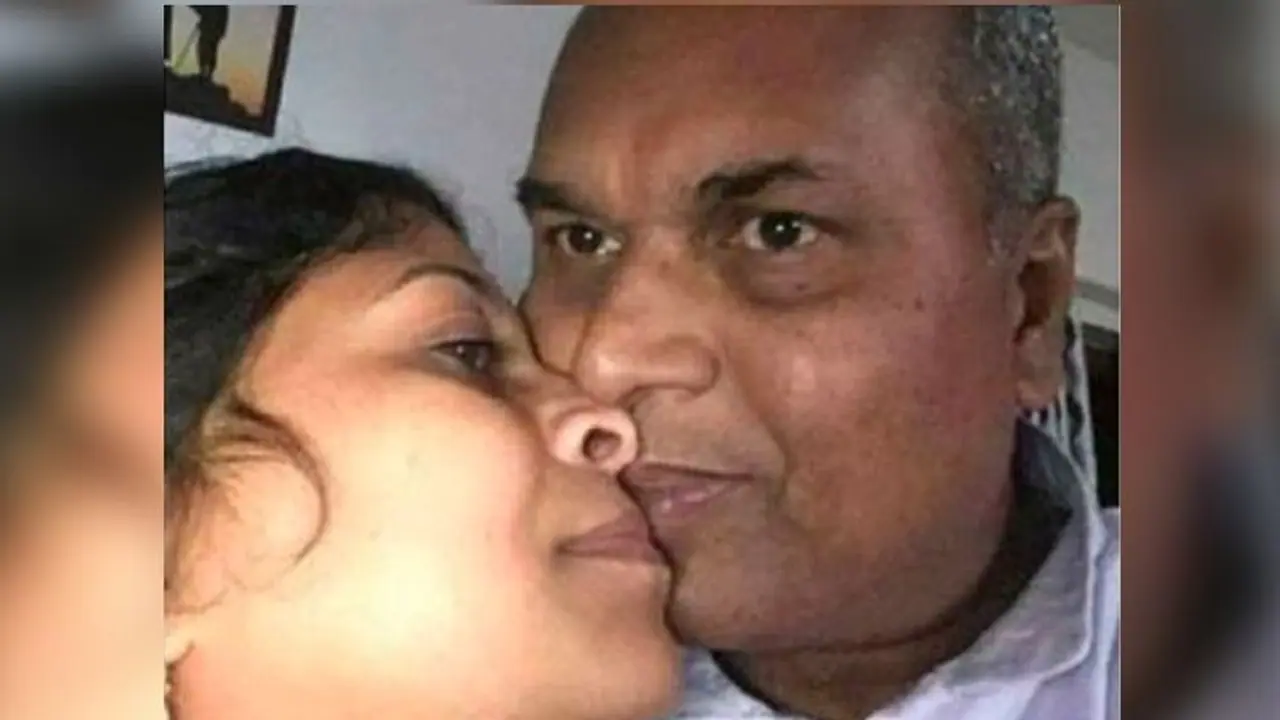 লকডাউনের সঙ্গমে মাতলেন গির্জার যাজক, মহিলার সঙ্গে হাতনাতে ধরা পড়লেন আপত্তিকর অবস্থায় লকডাউনের সঙ্গমে মাতলেন গির্জার যাজক, মহিলার সঙ্গে হাতনাতে ধরা পড়লেন আপত্তিকর অবস্থায়