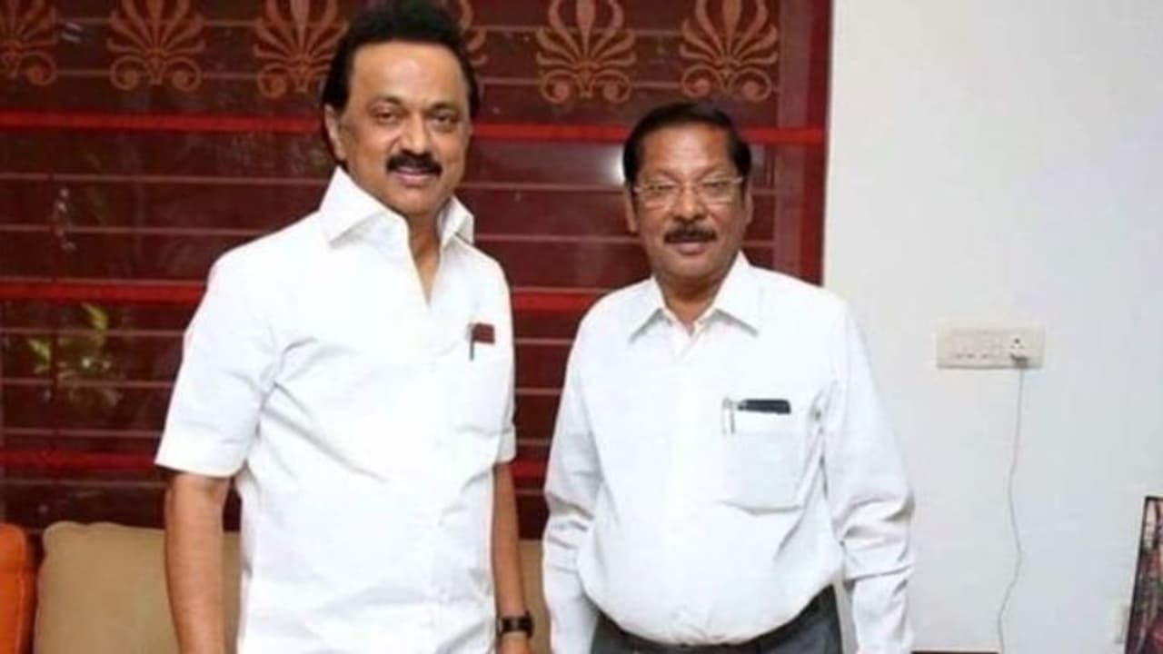 தலித் மக்கள் குறித்து சர்ச்சை பேச்சு.. திமுக எம்.பி ஆர்.எஸ் பாரதி அதிரடி கைது..! தலித் மக்கள் குறித்து சர்ச்சை பேச்சு.. திமுக எம்.பி ஆர்.எஸ் பாரதி அதிரடி கைது..!