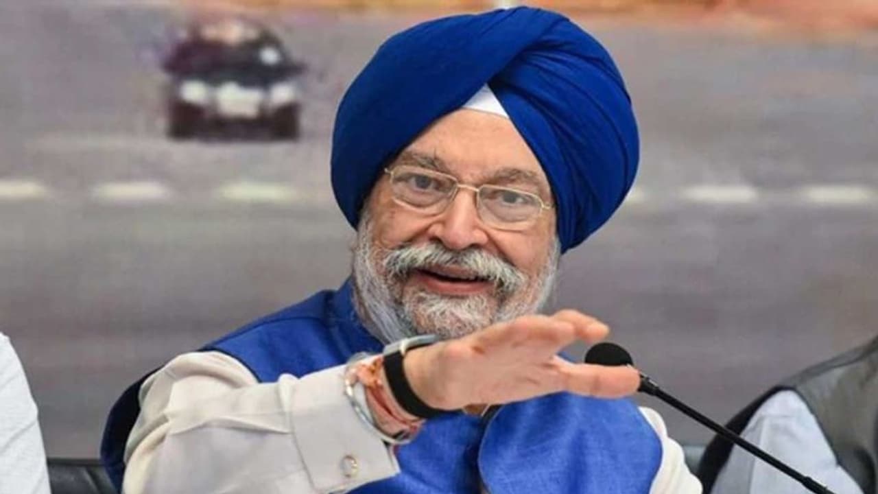 ఇందిరా గాంధీ, రాజీవ్ గాంధీలు చేయగా లేనిది.. ఇప్పుడు మోడీ చేస్తే తప్పా   కేంద్ర మంత్రి హర్దీప్ సింగ్ పురి