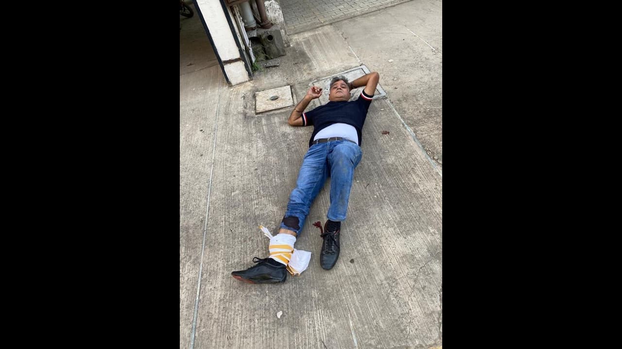 "మిత్రురాలి" ఇంట్లో సీనియర్ బీజేపీ నేత, కాలింగ్ బెల్ మోగడంతో బాల్కనీ నుంచి జంప్ "మిత్రురాలి" ఇంట్లో సీనియర్ బీజేపీ నేత, కాలింగ్ బెల్ మోగడంతో బాల్కనీ నుంచి జంప్