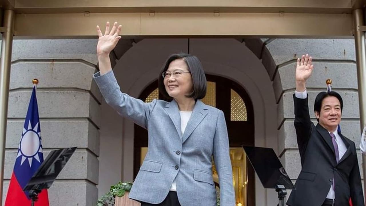 ತೈವಾನ್ ಅಧ್ಯಕ್ಷರ ಪ್ರಮಾಣ ವಚನದಲ್ಲಿ ಬಿಜೆಪಿ ಎಂಪಿ ಭಾಗಿ, ಚೀನಾಗೆ ಮತ್ತೊಂದು ಹೊಡೆತ ನೀಡಿದ ಮೋದಿ! ತೈವಾನ್ ಅಧ್ಯಕ್ಷರ ಪ್ರಮಾಣ ವಚನದಲ್ಲಿ ಬಿಜೆಪಿ ಎಂಪಿ ಭಾಗಿ, ಚೀನಾಗೆ ಮತ್ತೊಂದು ಹೊಡೆತ ನೀಡಿದ ಮೋದಿ!