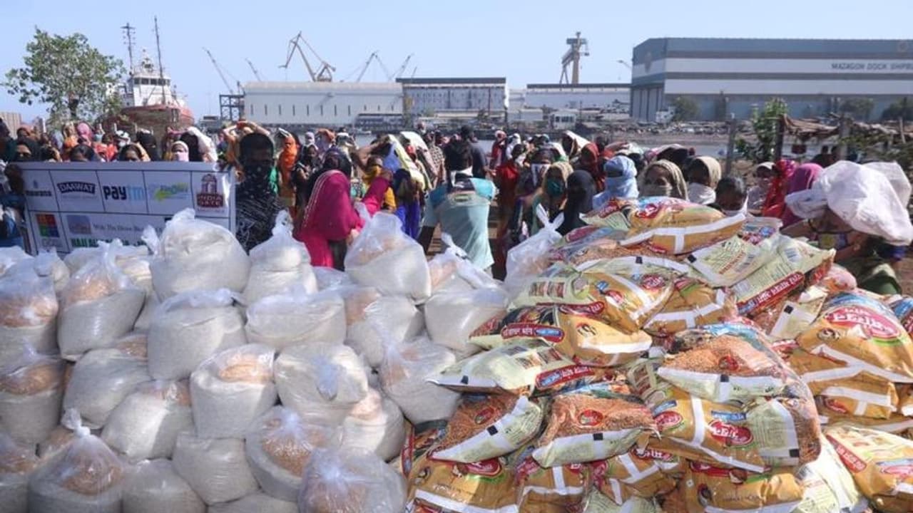 2 ಲಕ್ಷ ಮಂದಿಗೆ ಈದ್ ಫೆಸ್ಟ್ ಮೂಲಕ ಹಬ್ಬದೂಟ ಆಯೋಜಿಸಿದ ವಿಕಾಸ್ ಖನ್ನ! 2 ಲಕ್ಷ ಮಂದಿಗೆ ಈದ್ ಫೆಸ್ಟ್ ಮೂಲಕ ಹಬ್ಬದೂಟ ಆಯೋಜಿಸಿದ ವಿಕಾಸ್ ಖನ್ನ!