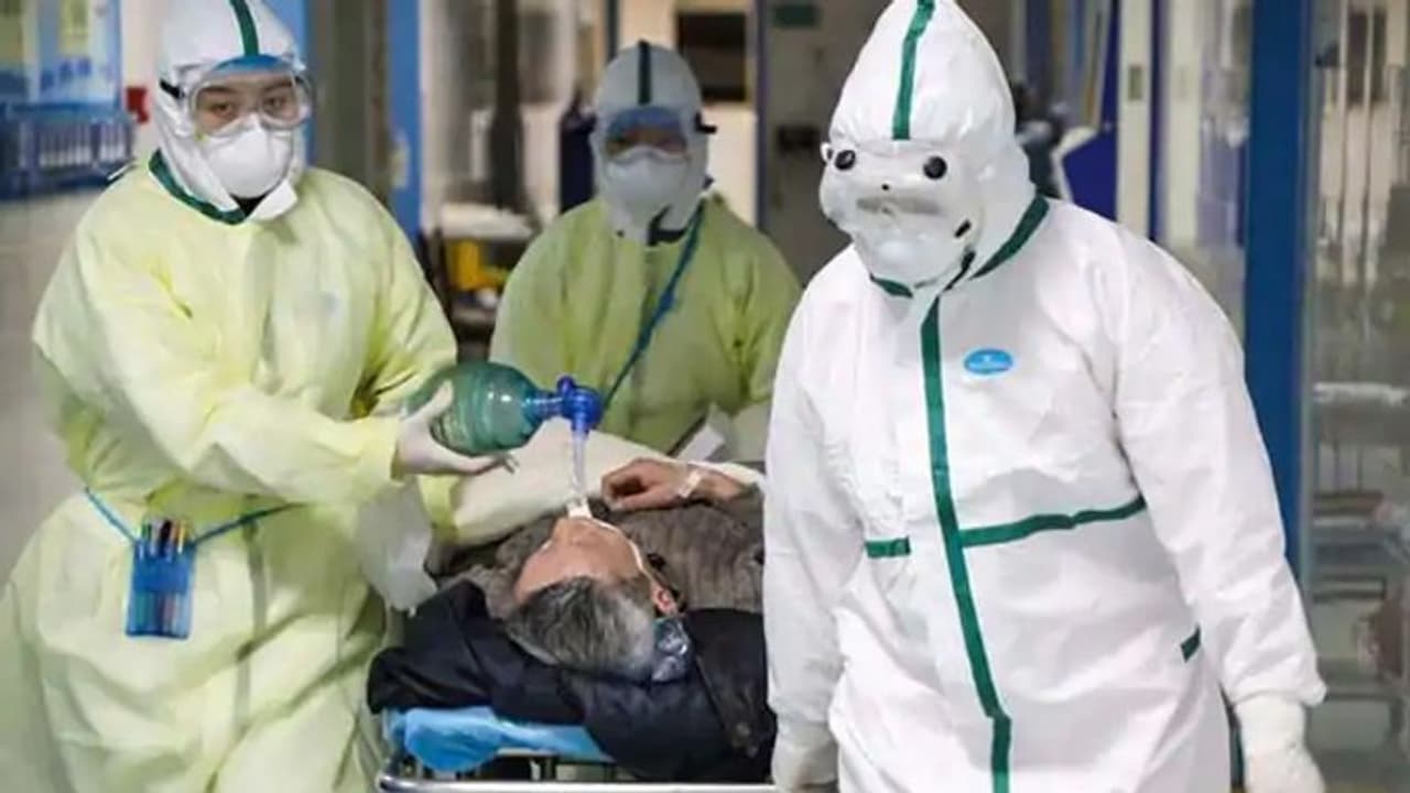 कोरोना का कहर: 1 दिन में रिकॉर्ड 6767 केस, देशभर में 1 लाख 31 हजार 868 पहुंची मरीजों की संख्या कोरोना का कहर: 1 दिन में रिकॉर्ड 6767 केस, देशभर में 1 लाख 31 हजार 868 पहुंची मरीजों की संख्या