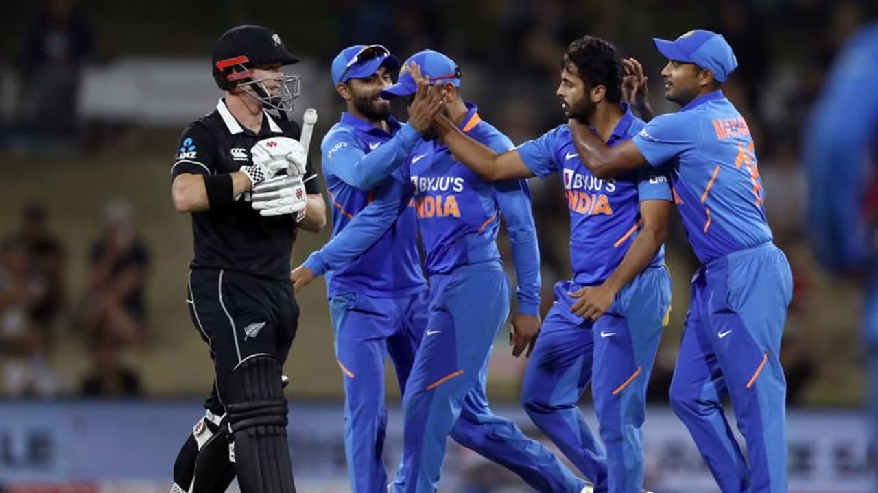 പരിശീലനത്തിന് അനാവശ്യ തിടുക്കം; ഇന്ത്യന് താരത്തിനെതിരെ ബിസിസിഐ പരിശീലനത്തിന് അനാവശ്യ തിടുക്കം; ഇന്ത്യന് താരത്തിനെതിരെ ബിസിസിഐ