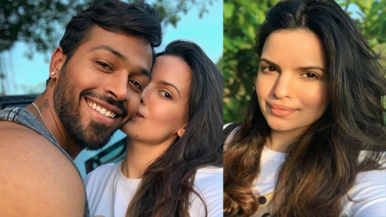 ഹാര്ദിക്കിന് കാമുകിയുടെ സ്നേഹചുംബനം; ചിത്രം പങ്കുവച്ച് നടാഷ ഹാര്ദിക്കിന് കാമുകിയുടെ സ്നേഹചുംബനം; ചിത്രം പങ്കുവച്ച് നടാഷ